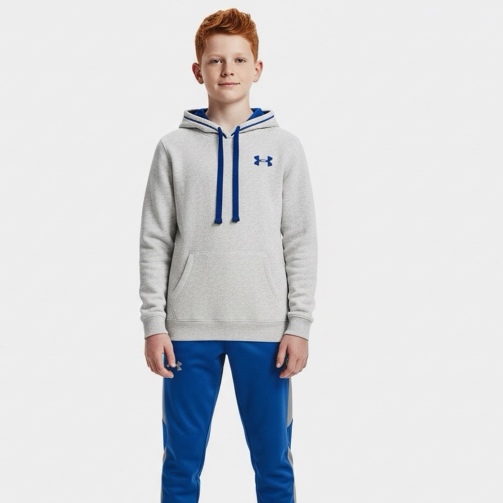 Kids Under Armour hoodie sweatshirt, size s/m